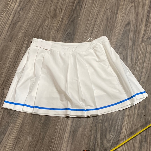 LADY HAGEN WHITE W / BLUE GOLF SKORT Size XXL - Picture 1 of 6